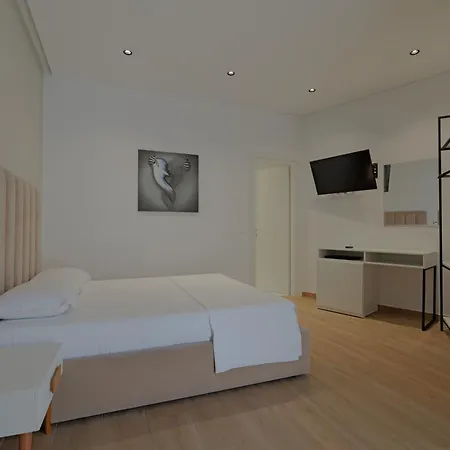 Hotel Sea & 4*
