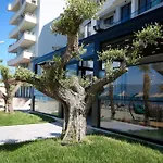 Sea & Hotell 4*