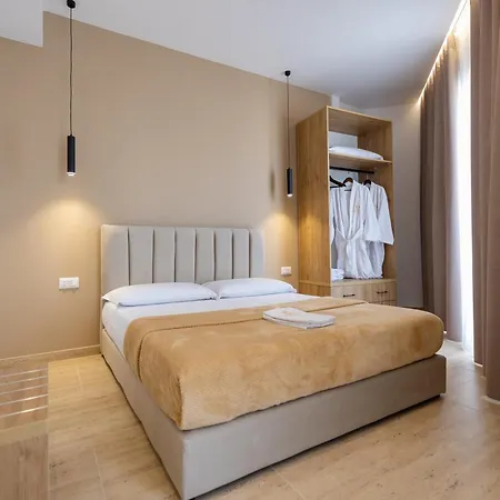 Sea & Hotel 4*